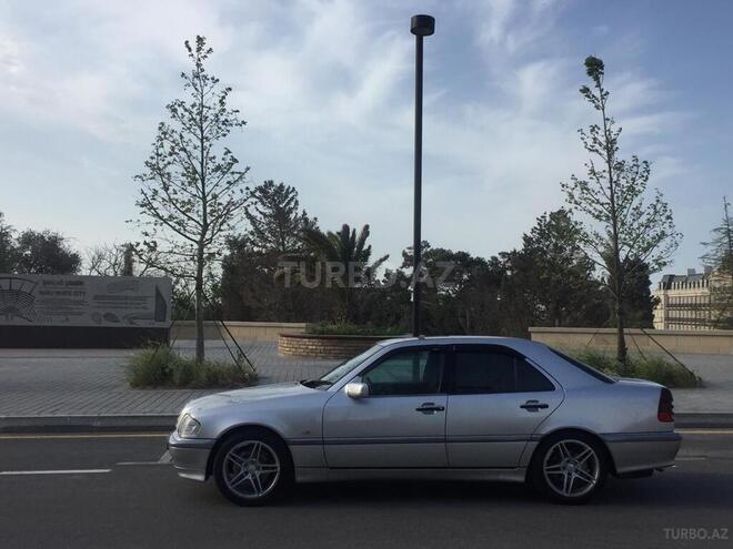 Mercedes C 240 1999, 250,000 km - 2.4 l - Bakı