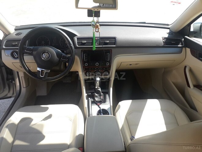 Volkswagen Passat 2014, 75,000 km - 1.8 l - Bakı