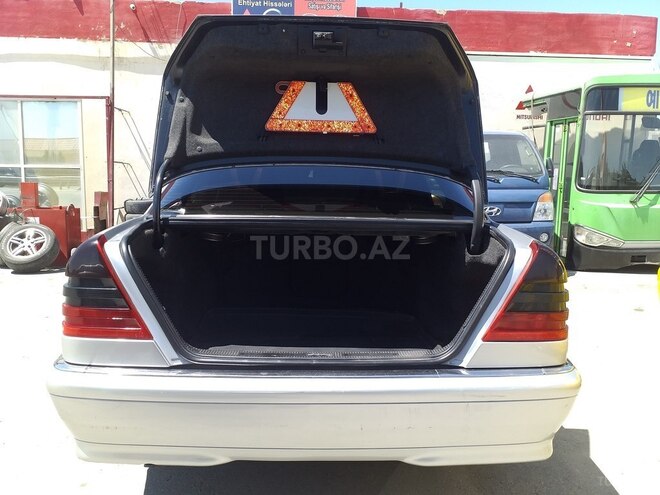 Mercedes C 220 1995, 404,091 km - 2.2 l - Sumqayıt
