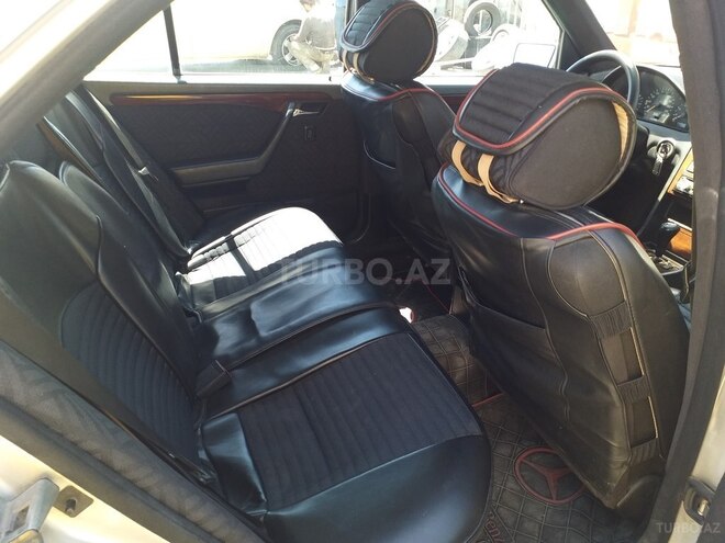 Mercedes C 220 1995, 404,091 km - 2.2 l - Sumqayıt