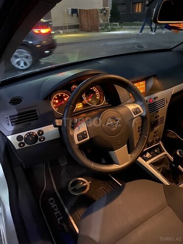Opel Astra 2008, 176,000 km - 1.4 l - Bakı