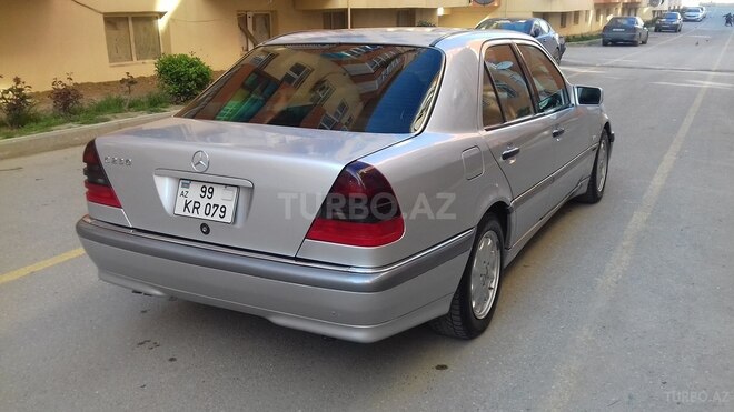 Mercedes C 230 1998, 272,000 km - 2.3 l - Bakı