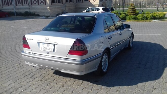 Mercedes C 230 1998, 272,000 km - 2.3 l - Bakı