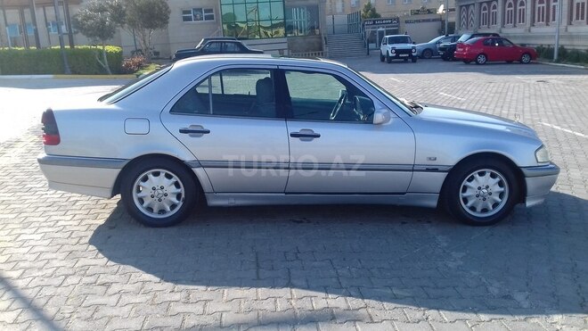 Mercedes C 230 1998, 272,000 km - 2.3 l - Bakı
