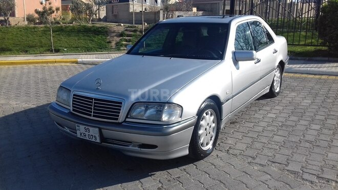 Mercedes C 230 1998, 272,000 km - 2.3 l - Bakı