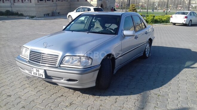 Mercedes C 230 1998, 272,000 km - 2.3 l - Bakı