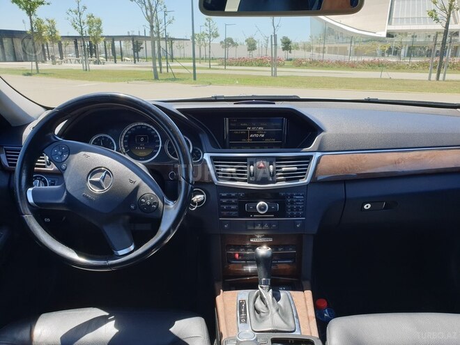 Mercedes E 220 2011, 175,000 km - 2.2 l - Bakı
