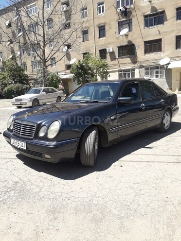 Mercedes E 230 1996, 400,000 km - 2.3 l - Gəncə