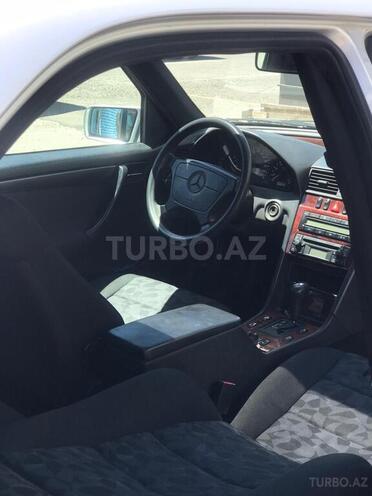 Mercedes C 200 1998, 180,000 km - 2.0 l - Bakı