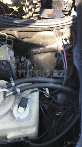 Mercedes E 230 1995, 290,000 km - 2.3 л - Bakı