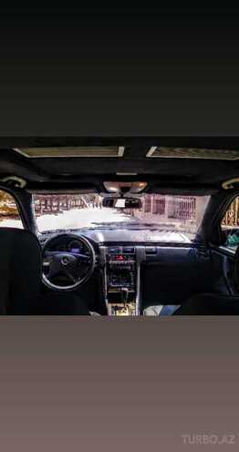Mercedes E 220 2001, 482,074 km - 2.2 l - Bakı