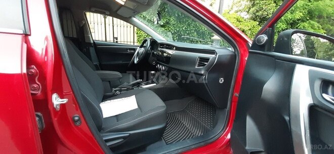Toyota Corolla 2014, 93,012 km - 1.6 l - Bakı