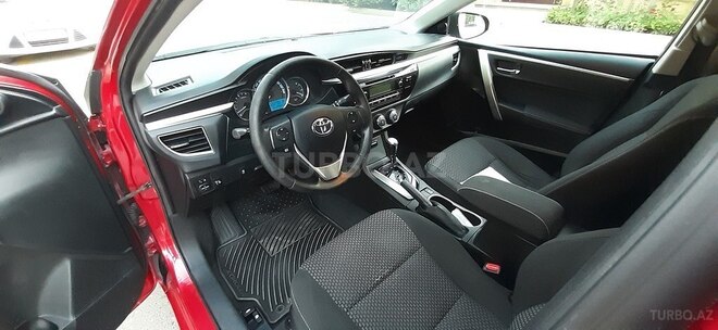 Toyota Corolla 2014, 93,012 km - 1.6 l - Bakı