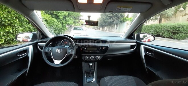 Toyota Corolla 2014, 93,012 km - 1.6 l - Bakı