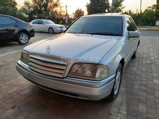 Mercedes C 200 1995, 300,000 km - 2.0 l - Masallı