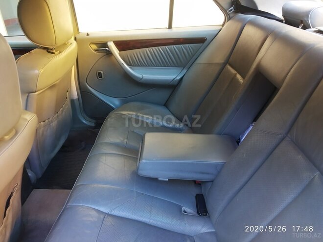 Mercedes C 200 1997, 420,000 km - 2.0 л - Bakı