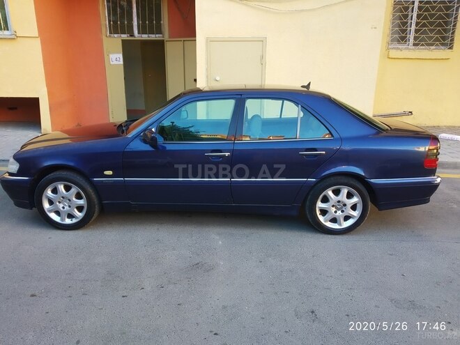 Mercedes C 200 1997, 420,000 km - 2.0 л - Bakı