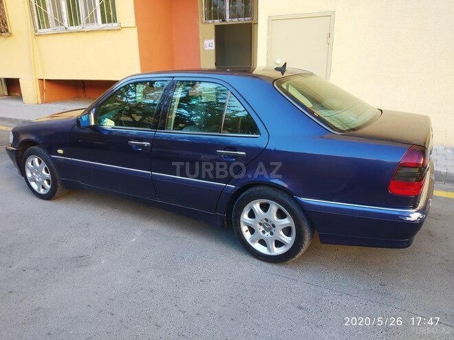 Mercedes C 200 1997, 420,000 km - 2.0 л - Bakı