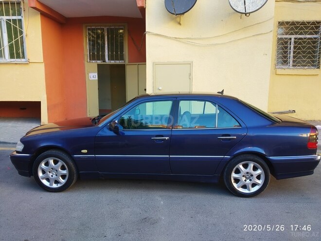 Mercedes C 200 1997, 420,000 km - 2.0 л - Bakı