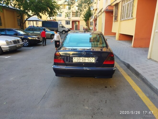 Mercedes C 200 1997, 420,000 km - 2.0 л - Bakı