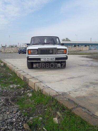 LADA (VAZ) 2107 2007, 81,000 km - 1.5 л - Ucar