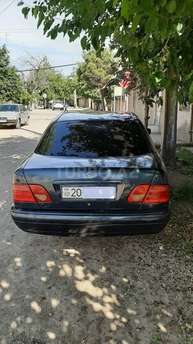 Mercedes E 240 1998, 273,000 km - 2.4 l - Gəncə
