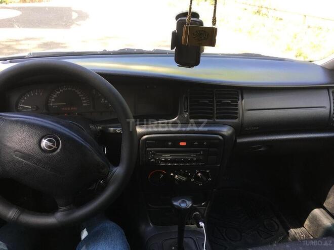 Opel Vectra 2001, 430,000 km - 2.2 л - Göygöl