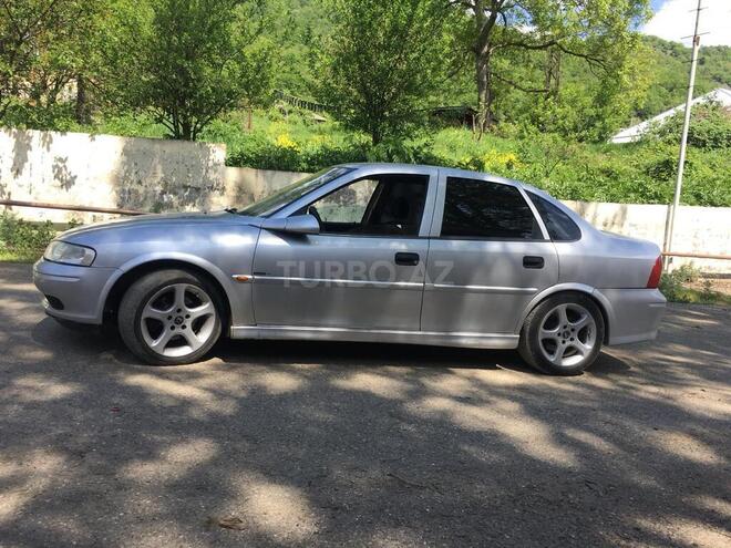 Opel Vectra 2001, 430,000 km - 2.2 л - Göygöl