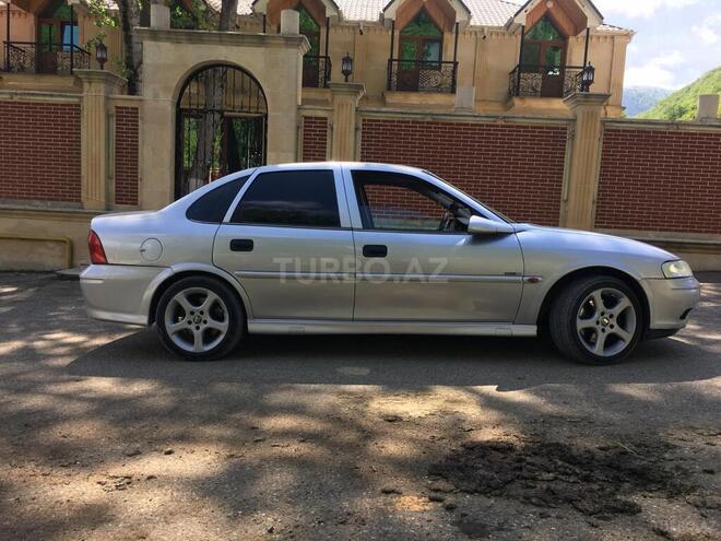 Opel Vectra 2001, 430,000 km - 2.2 л - Göygöl