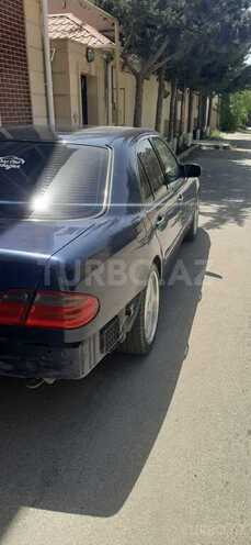 Mercedes E 230 1997, 300,000 km - 2.3 l - Bakı