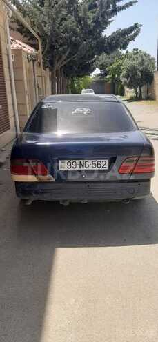 Mercedes E 230 1997, 300,000 km - 2.3 l - Bakı