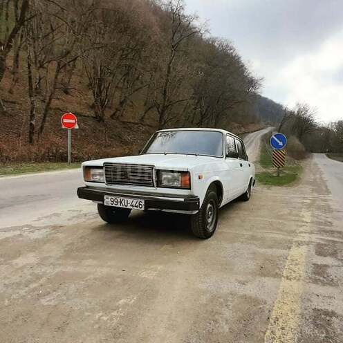 LADA (VAZ) 2107 2003, 51,000 km - 1.6 l - Quba