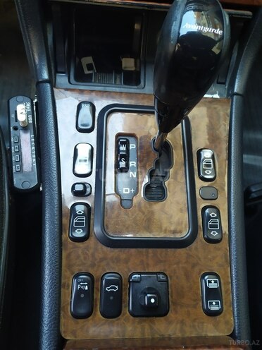Mercedes E 220 1999, 464,000 km - 2.2 l - Bakı
