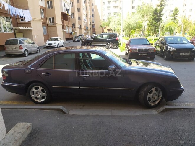 Mercedes E 220 1999, 464,000 km - 2.2 l - Bakı