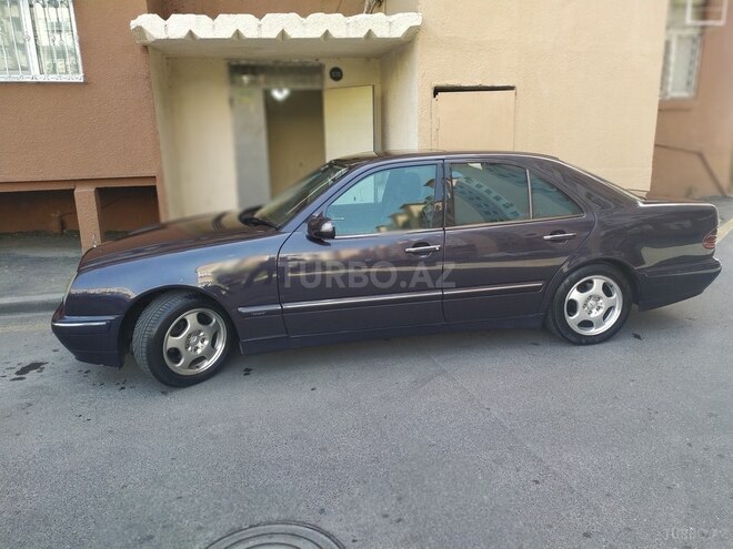 Mercedes E 220 1999, 464,000 km - 2.2 l - Bakı