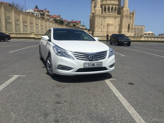 Hyundai Grandeur 2014, 80,100 km - 2.4 л - Bakı