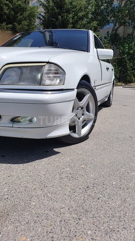 Mercedes C 200 1998, 297,788 km - 2.0 l - Bakı