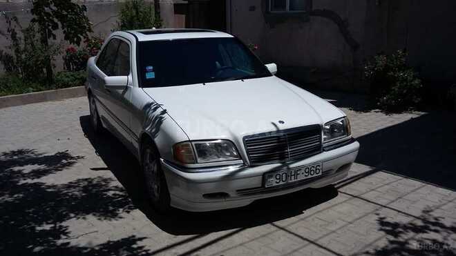 Mercedes C 230 2000, 243,000 km - 2.3 л - Bakı