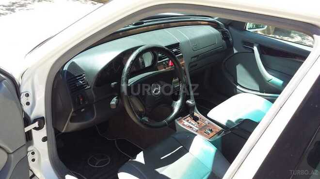 Mercedes C 230 2000, 243,000 km - 2.3 л - Bakı