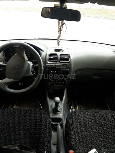 Hyundai Accent 2001, 356,900 km - 1.6 l - Bakı