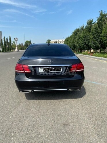Mercedes E 200 2013, 263,450 km - 2.2 l - Gəncə