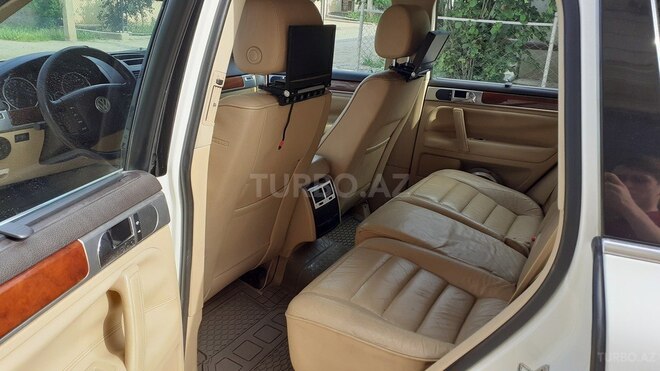 Volkswagen Touareg 2004, 150,000 km - 4.2 l - Gəncə