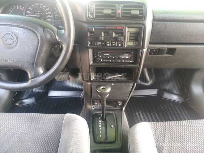 Opel Vectra 1994, 200,000 km - 2.0 l - Bakı