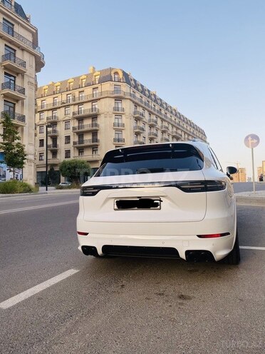 Porsche Cayenne 2019, 1,800 km - 3.0 l - Bakı