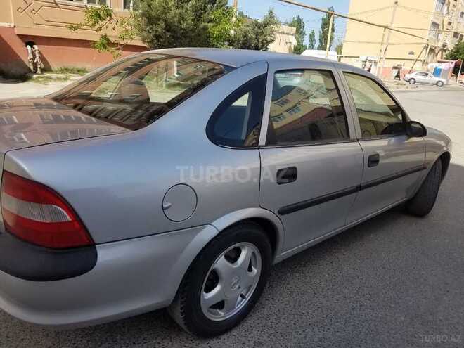Opel Vectra 1998, 295,000 km - 1.6 l - Sumqayıt