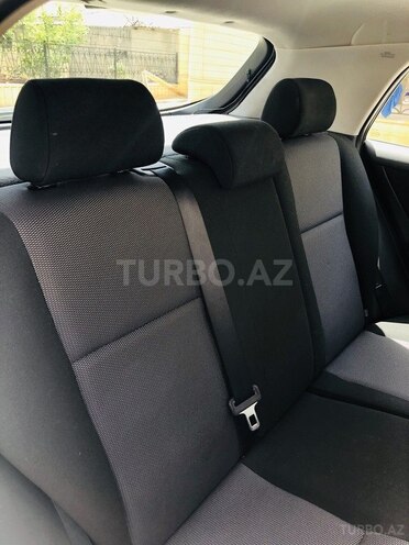 Toyota Corolla 2006, 115,000 km - 1.4 l - Bakı