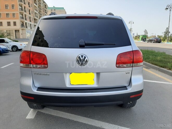 Volkswagen Touareg 2005, 133,600 km - 3.2 l - Sumqayıt