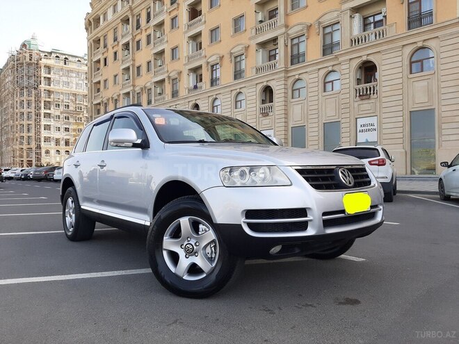 Volkswagen Touareg 2005, 133,600 km - 3.2 l - Sumqayıt