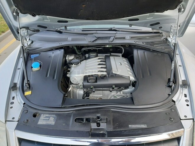 Volkswagen Touareg 2005, 133,600 km - 3.2 l - Sumqayıt