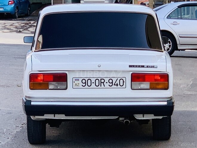 LADA (VAZ) 2107 2010, 179,800 km - 1.6 л - Bakı